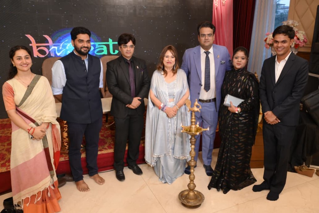 Auspicious Lamp Lighting with Padma Shri Anuradha Paudwal