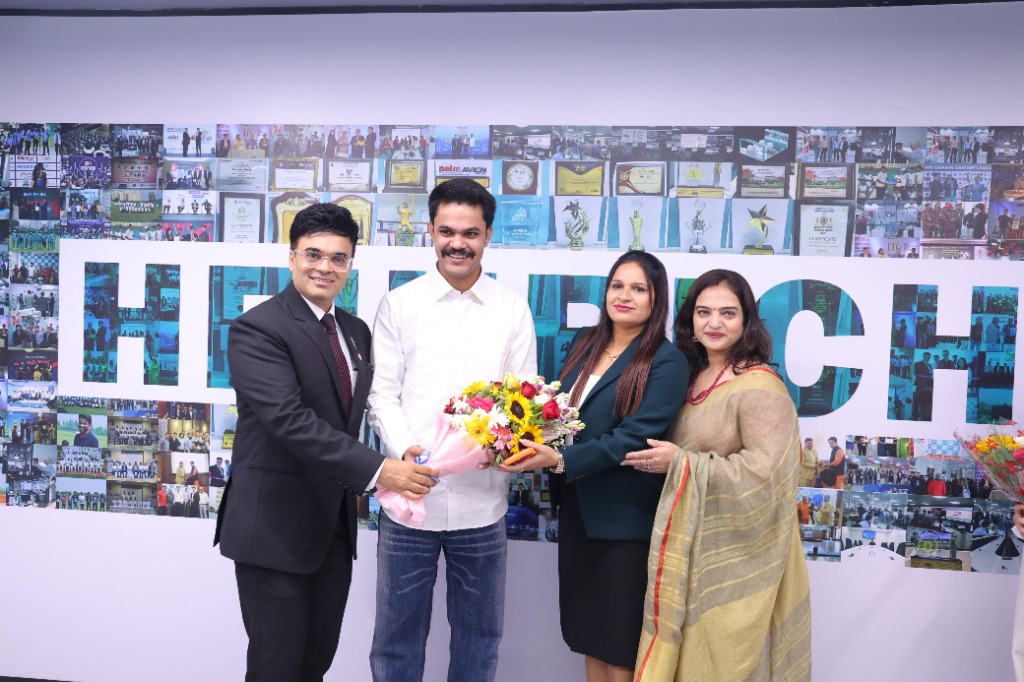 Warm Welcome & Floral Felicitation Ceremony
