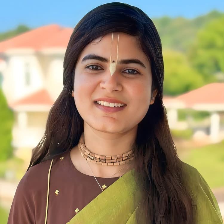 Pujya Devi Chitralekha Ji