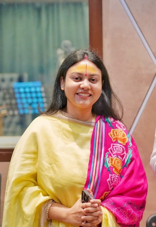 Mrs. Surabhi Tiwari